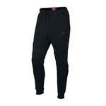 spodnie Nike Sportswear Tech Fleece 805162 010