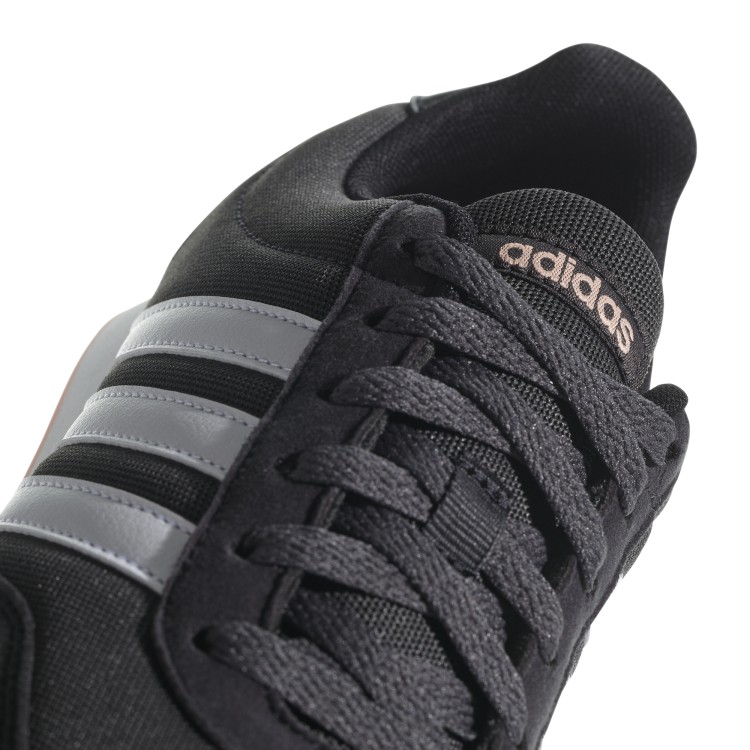 buty adidas V Racer 2.0 W DB04322.jpg