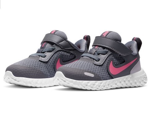 Nike Revolution 5 BQ5673 015