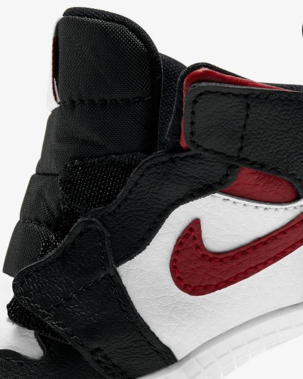 Jordan 1 Crib Bootie AT3745 061