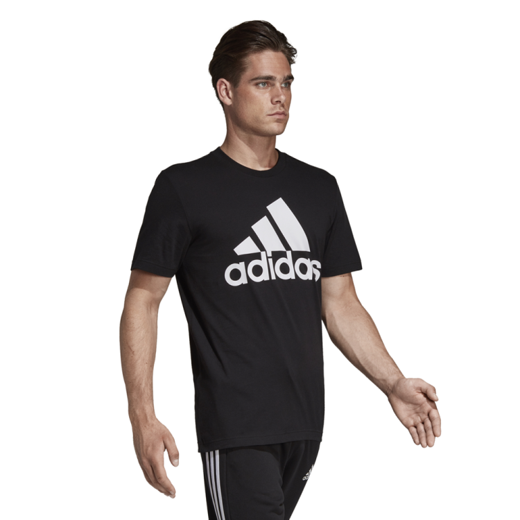  koszulka adidas Must Haves Badge of Sport Tee DT9933 