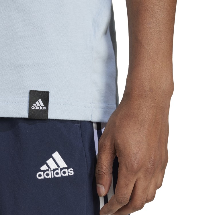 koszulka adidas Codes Linear Graphic IW2693