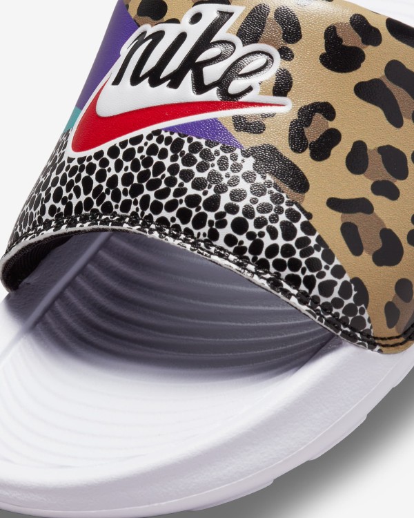 Nike W Victori One Slide CN9676 104
