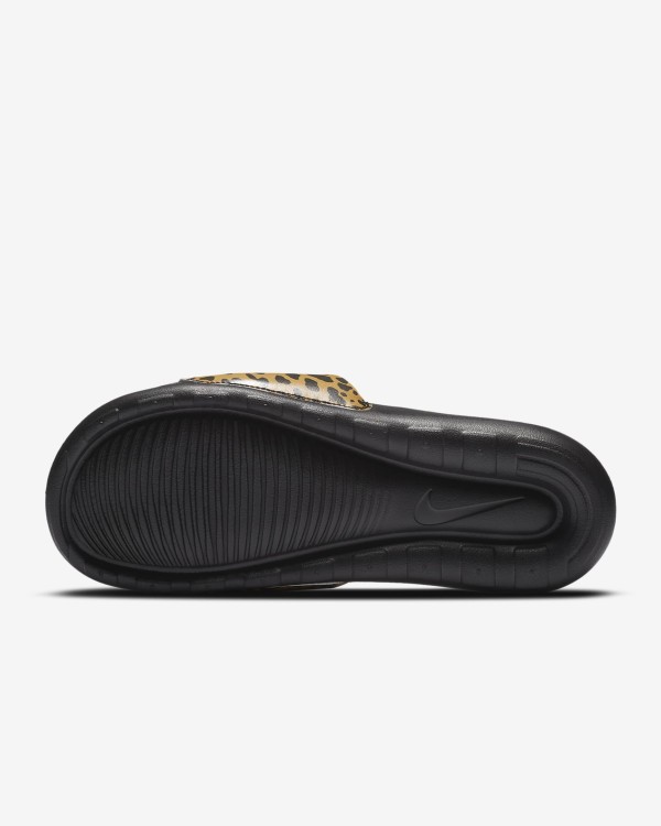 Nike W Victori One Slide CN9676 700