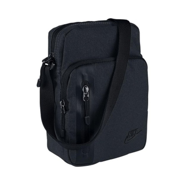  torba Nike Core Small Items 3.0 BA5268 010