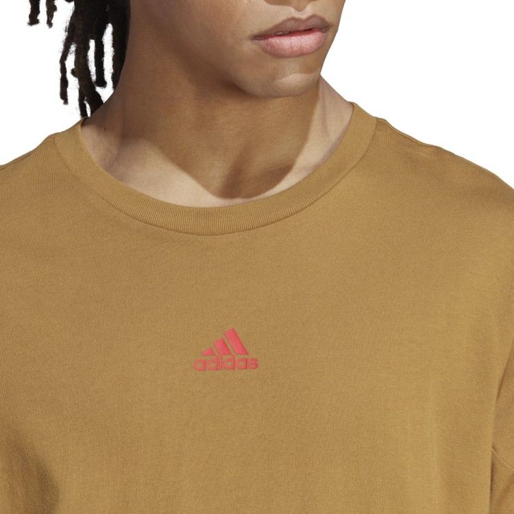 koszulka adidas Brandlove Tee IC6803