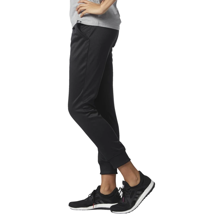 spodanie adidas Team Issue Fleece Jogger Pant 7/8 CF0115