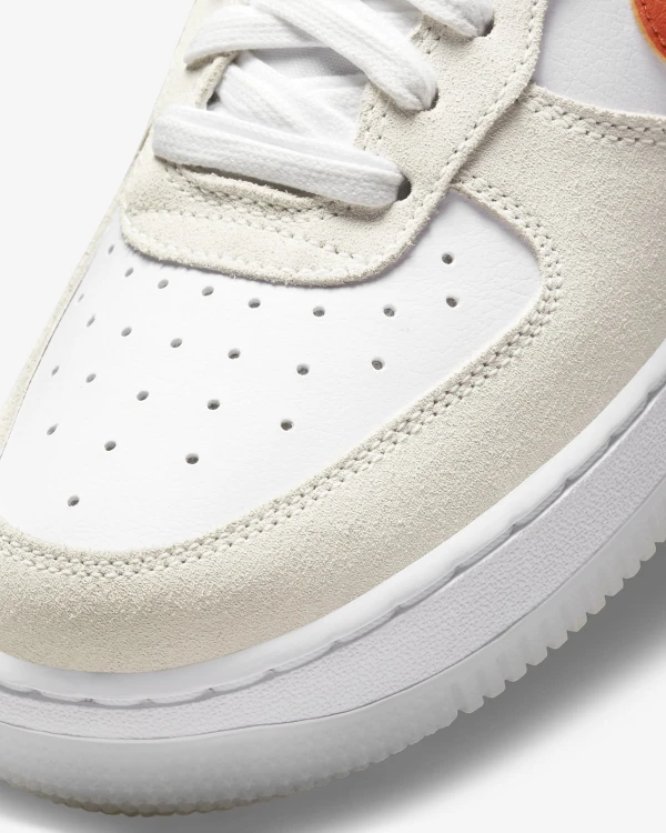 Nike Air Force 1 '07 SE WMNS DA8302 101