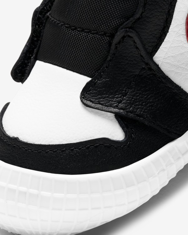 Jordan 1 Crib Bootie AT3745 061