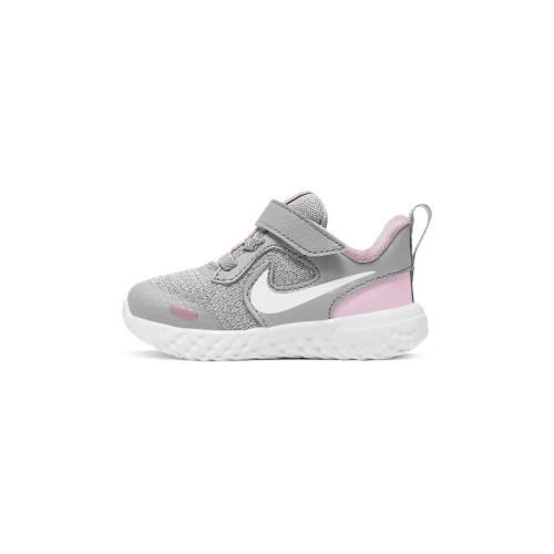 Nike Revolution 5 BQ5673 021