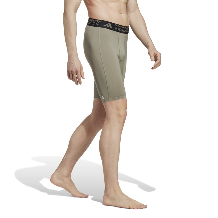 spodenki adidas Techfit Training IC2159