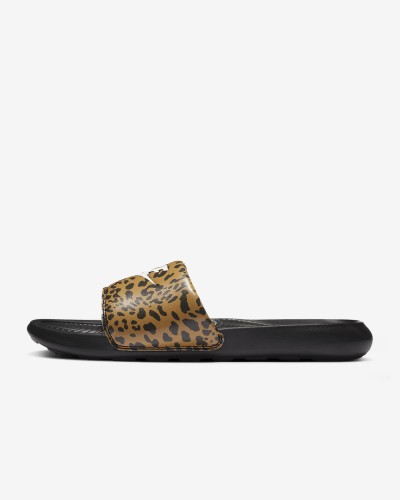 Nike W Victori One Slide CN9676 700