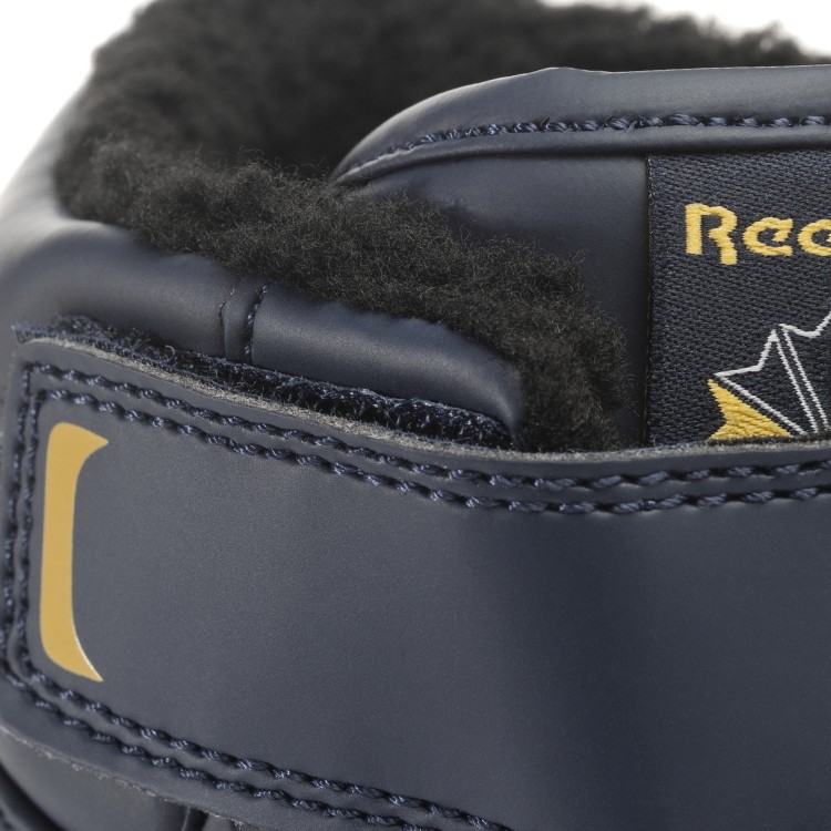 Reebok CL Snow Jogger DV3663