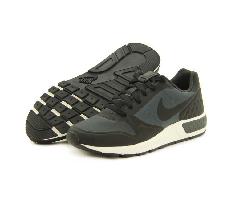 buty Nike Nightgazer LW 844879 002
