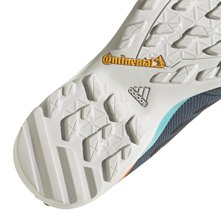 adidas Terrex AX3 FV6852