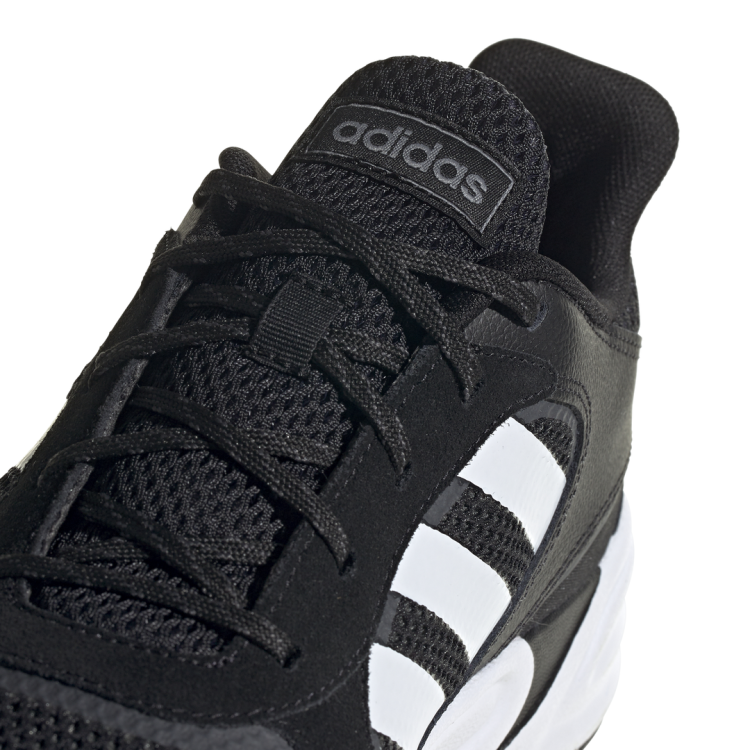 adidas 90s Valasion EE9892