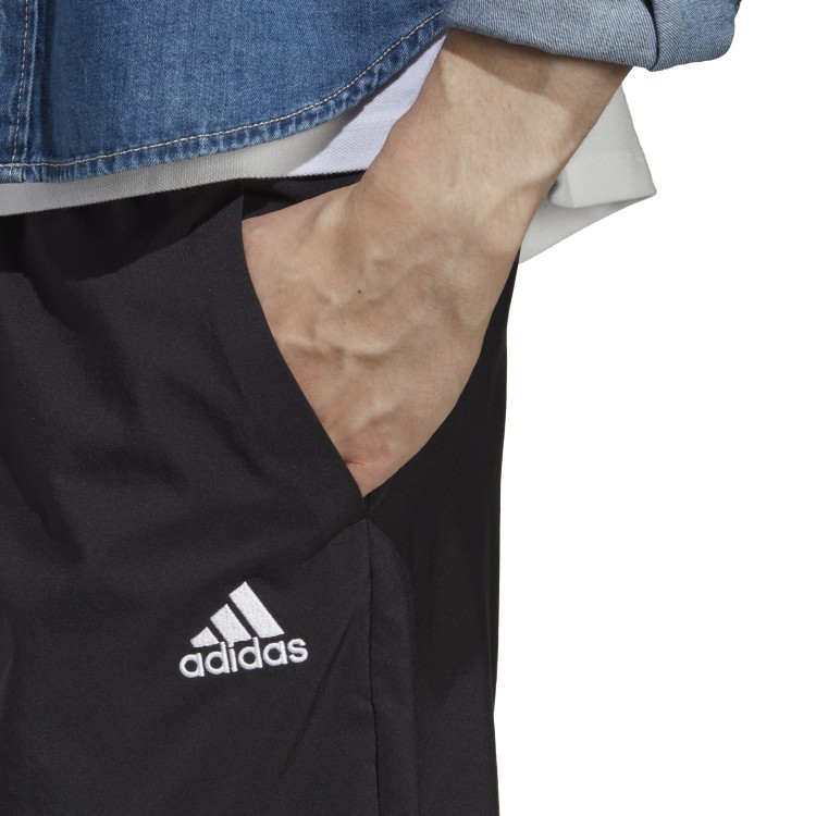 spodenki adidas AEROREADY Essentials IC9392