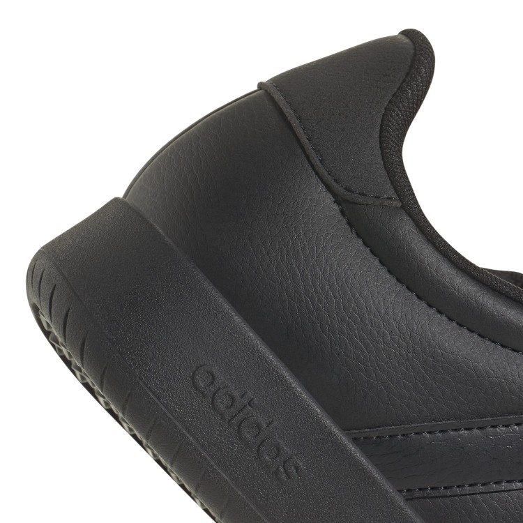 buty adidas Barreda JR1321