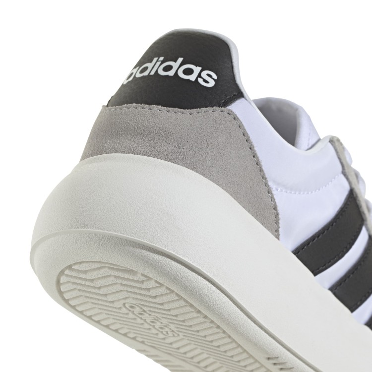 buty adidas Barreda Decode JQ8854