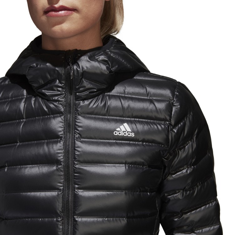 kurtka adidas VARILITE Hooded Down Jacket BQ1968