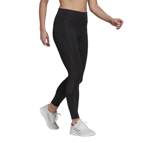 GL4028_APP_on-model_walking_white.jpg