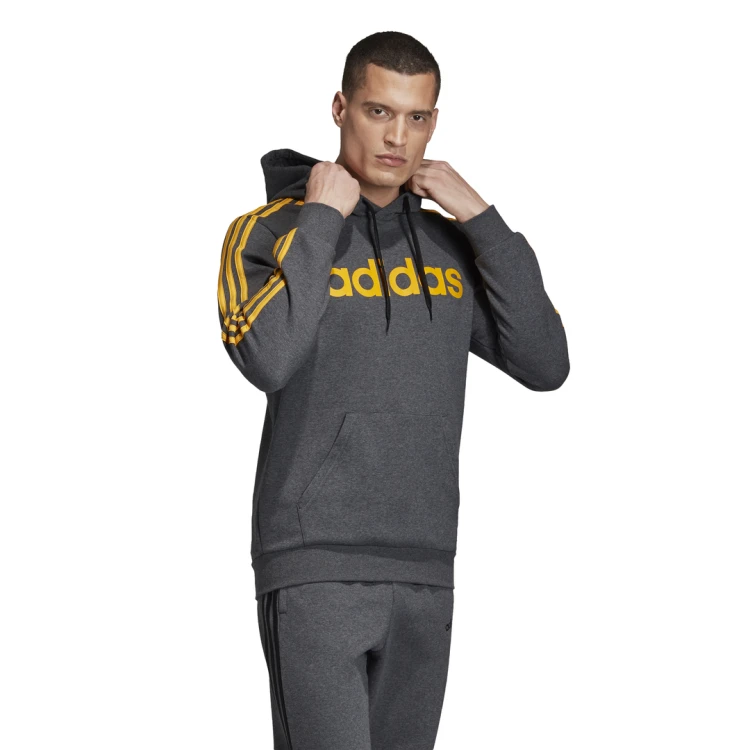 FI1477_APP_on-model_walking_white.jpg