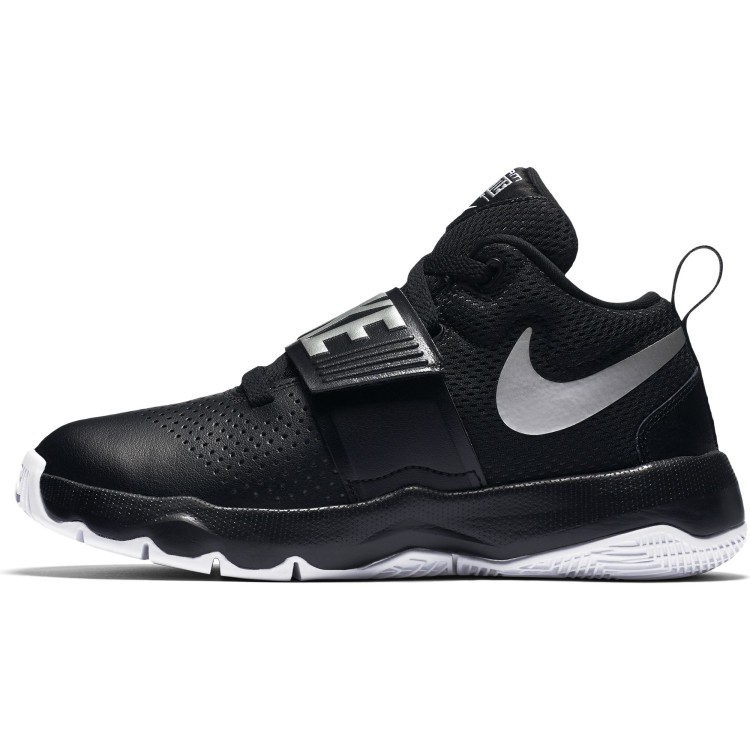 buty Nike Team Hustle D 8 (GS) Basketball 881941 001