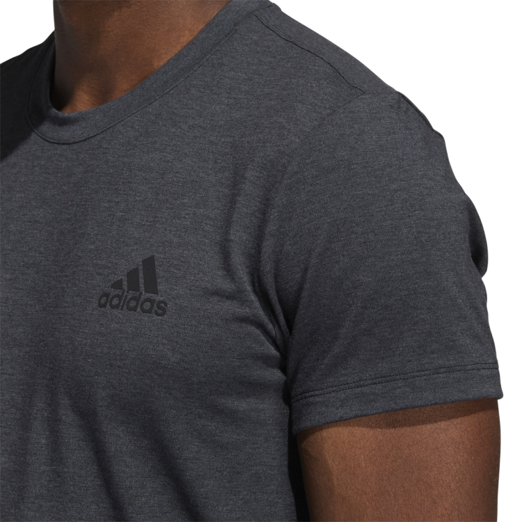  koszulka adidas  Studio Tech Tee GM0627
