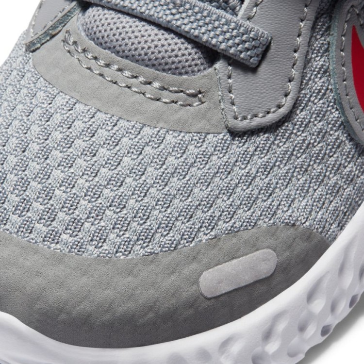  Nike Revolution 5 BQ5673 013