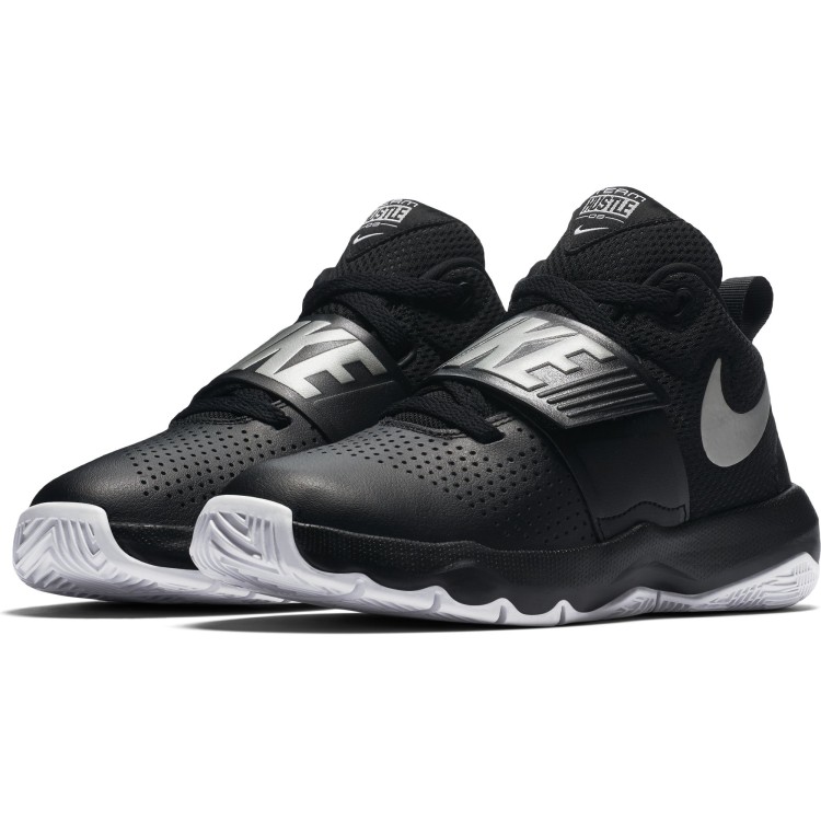 buty Nike Team Hustle D 8 (GS) Basketball 881941 001