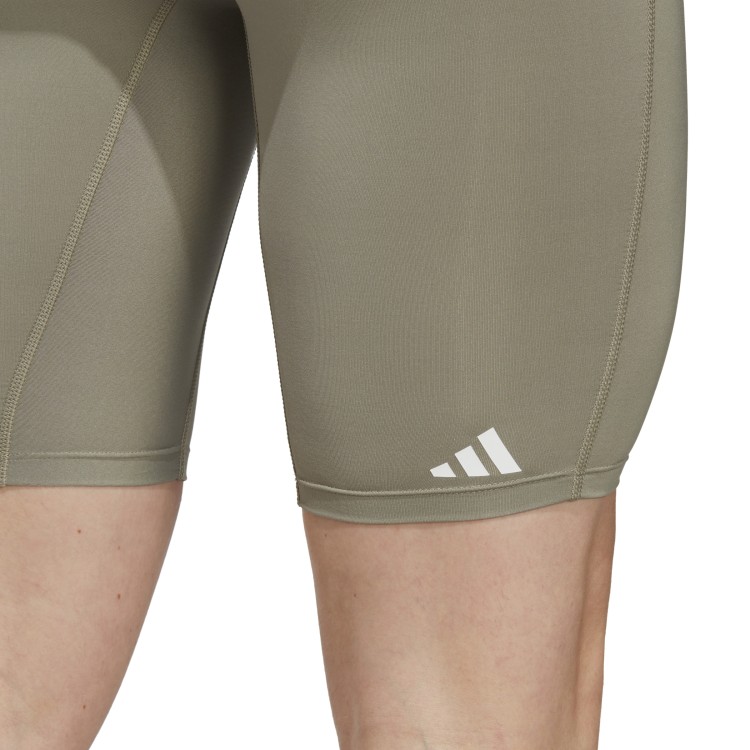 spodenki adidas Techfit Training IC2159