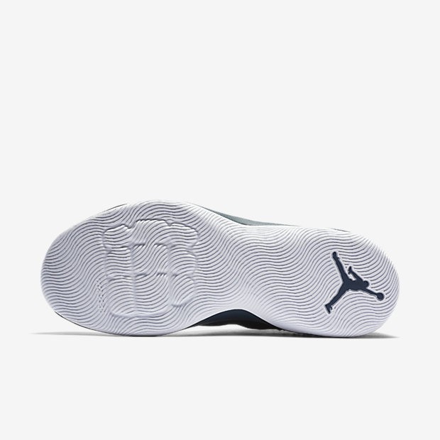 jordan-extra.fly-854551-014-1.jpg