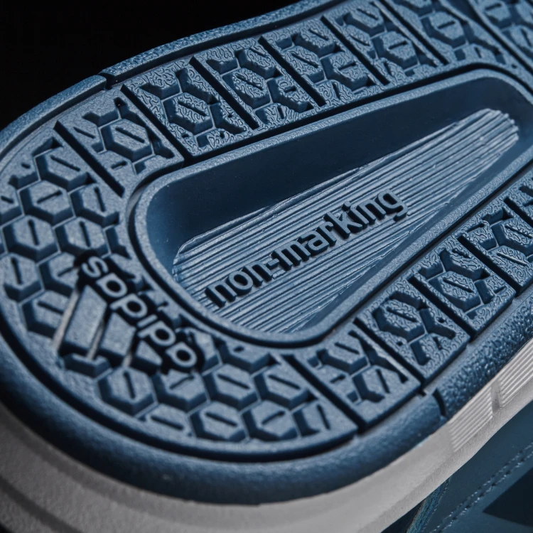 buty adidas AltaSport S81059