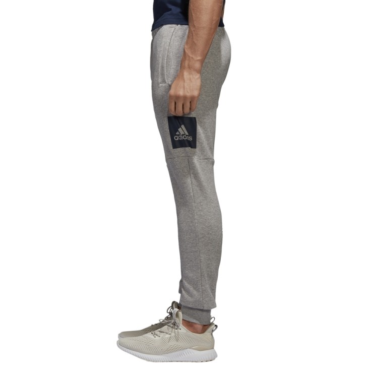 spodnie adidas Essentials Box Logo BK7440  (7).jpg