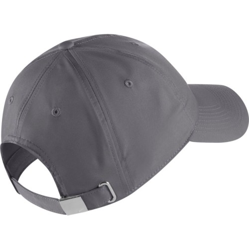  czapka Nike Sportswear Heritage86 Cap 943092 021