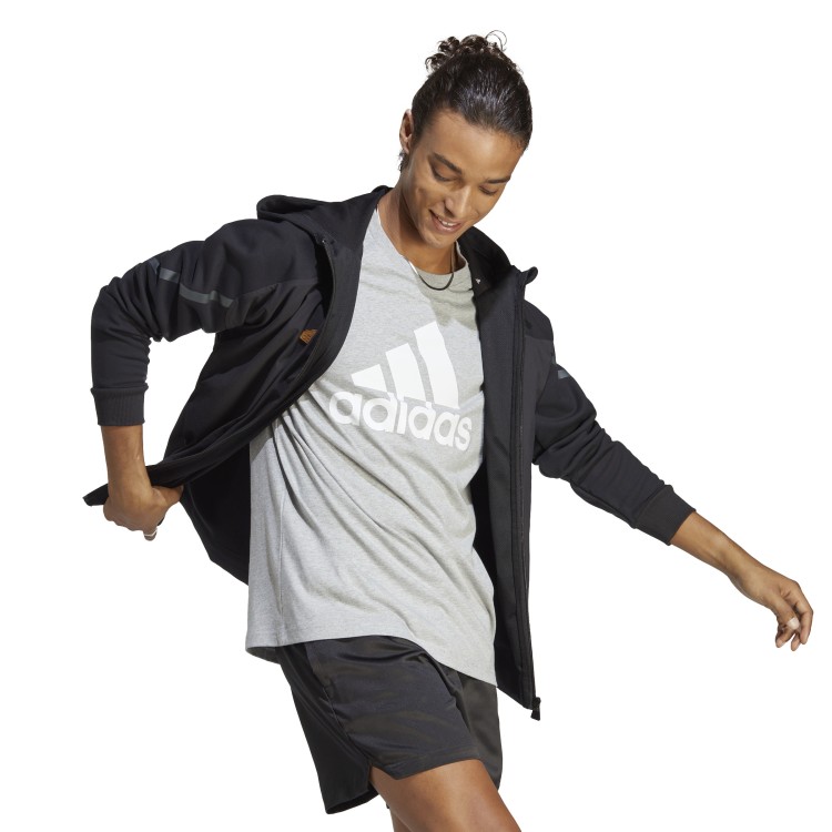 koszulka adidas Essentials IC9350