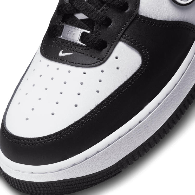 Nike Air Force 1 '07 DV0788 001