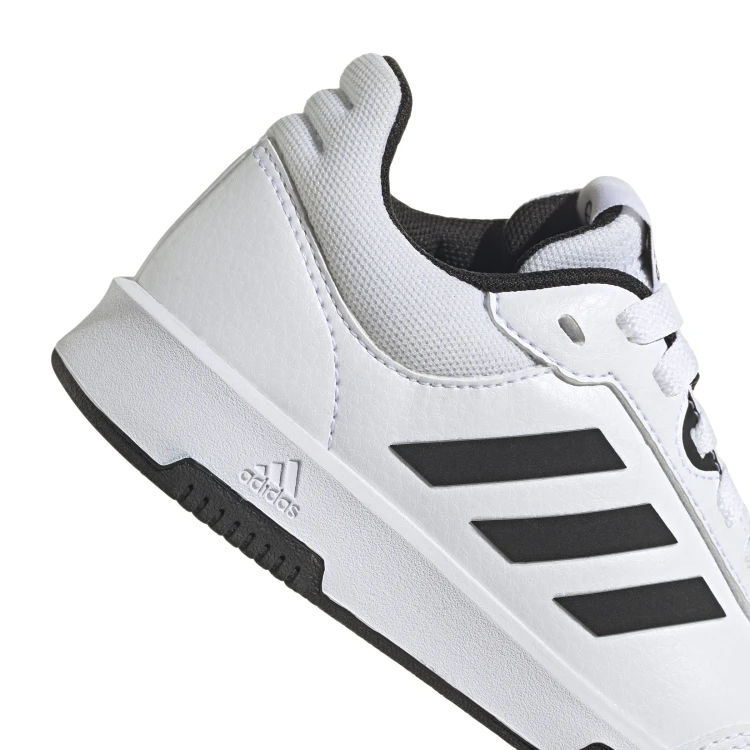 GW6422_9_FOOTWEAR_Photography_Detail View 2_white.jpg