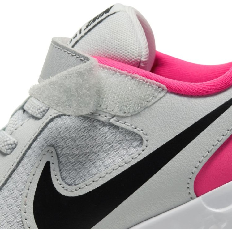  Nike Revolution 5 BQ5672 010 