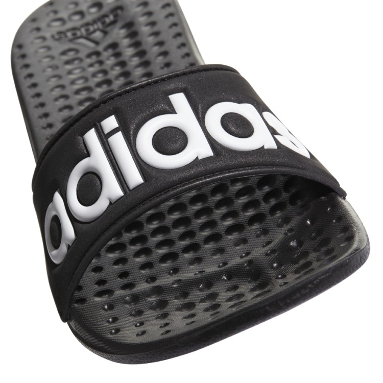 klapki adidas Carodas W AQ2149 (3).jpg