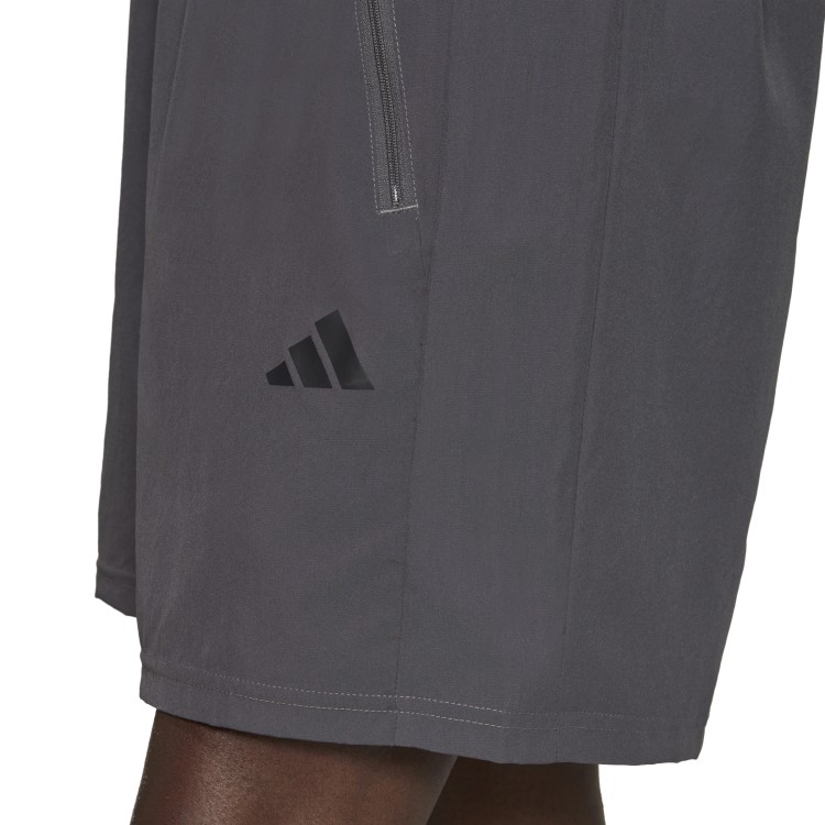 spodenki adidas Train Essentials IC6978