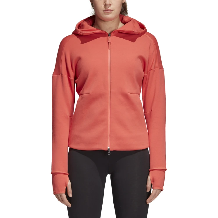 CE1973_APP_on-model_front_white.jpg