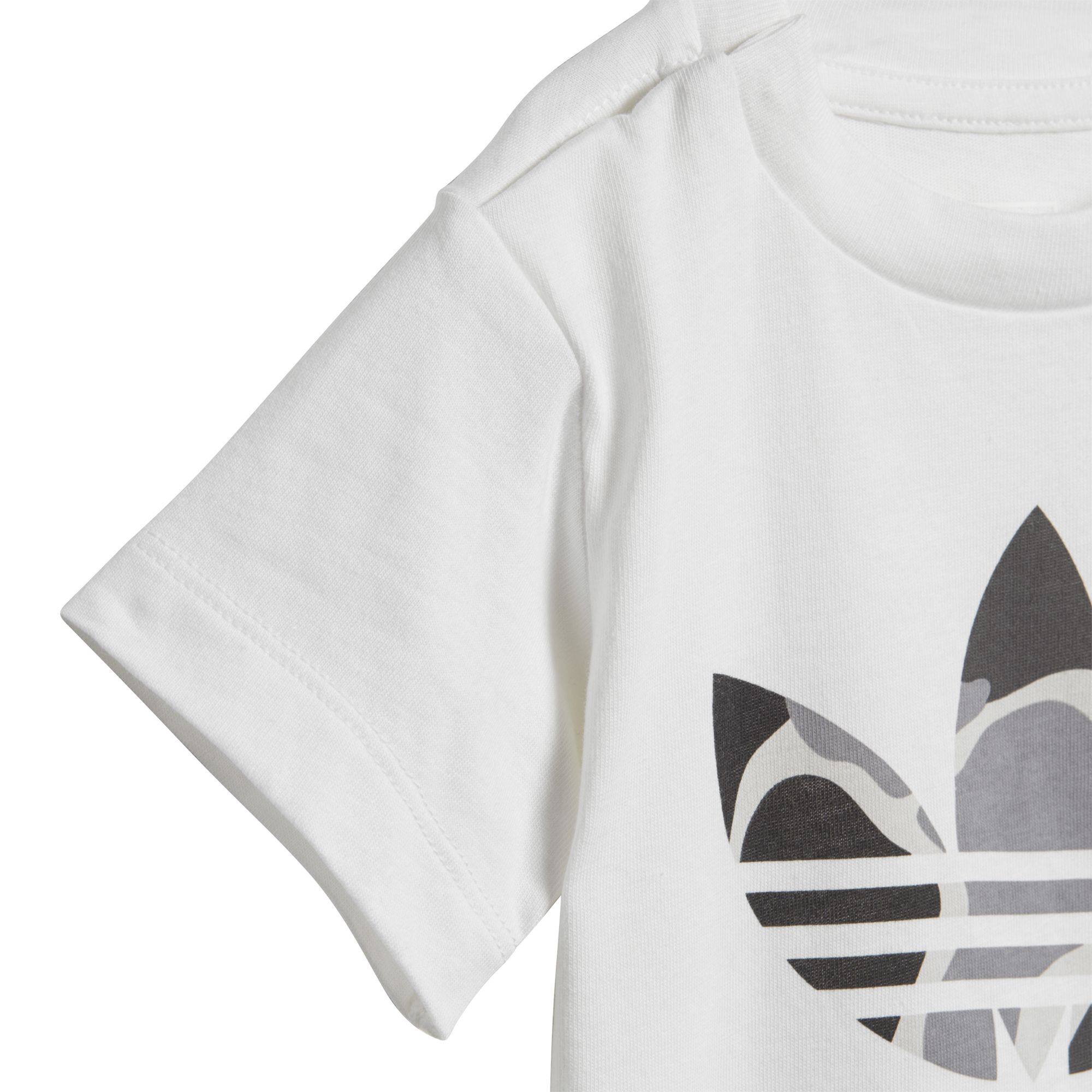 koszulka adidas Camo Trefoil Kids D96092